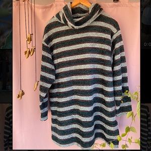 Metropolitan New York Striped Knit Sweater